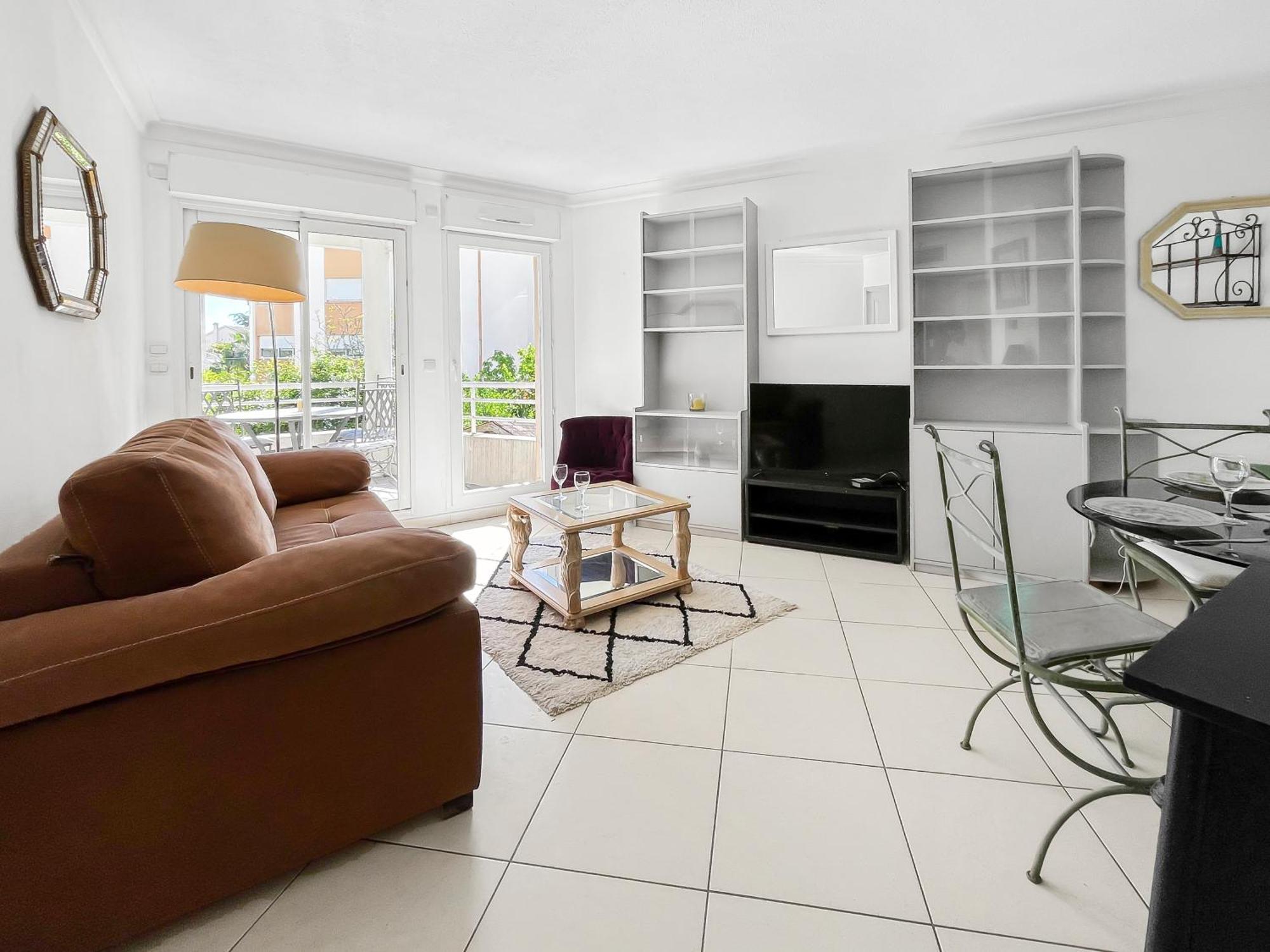 Agreable Detente Au Soleil A Antibes - Wifi - Parking Prive Exterior foto